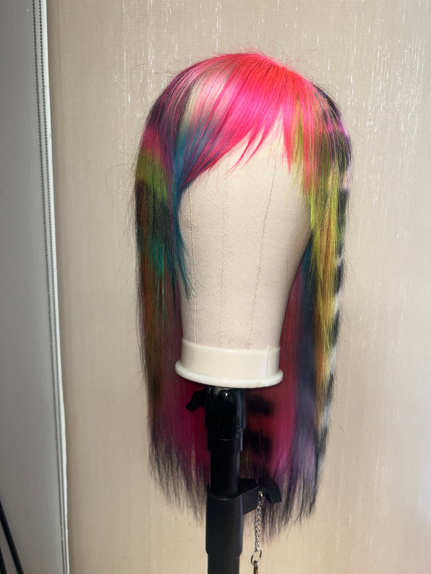 Neon gutz